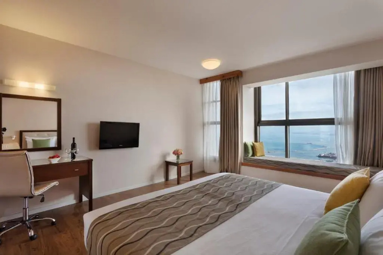 Bay View Haifa Hotel