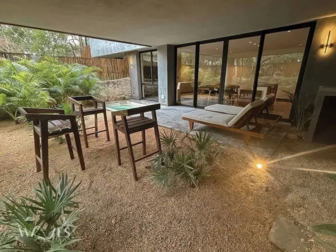 2BR w/ Private Pool Near the Beach Spacious Stay
