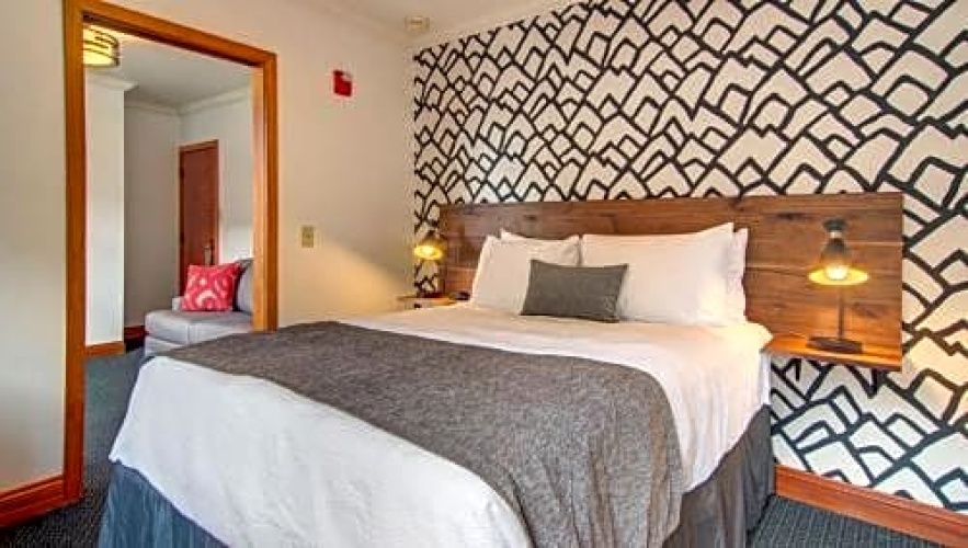Standard Suite