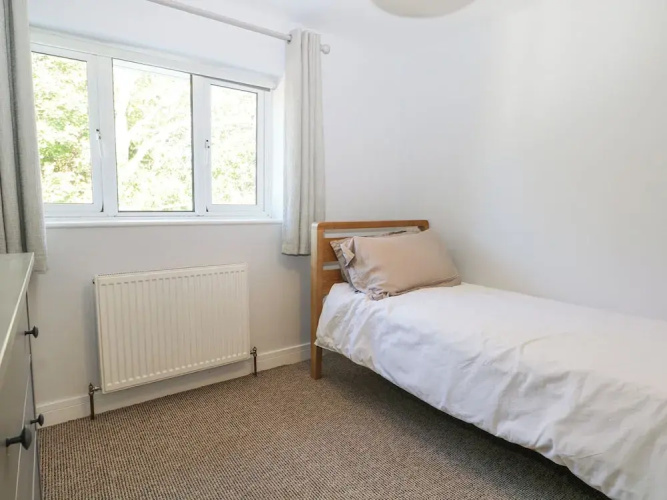 7 Daltons Place