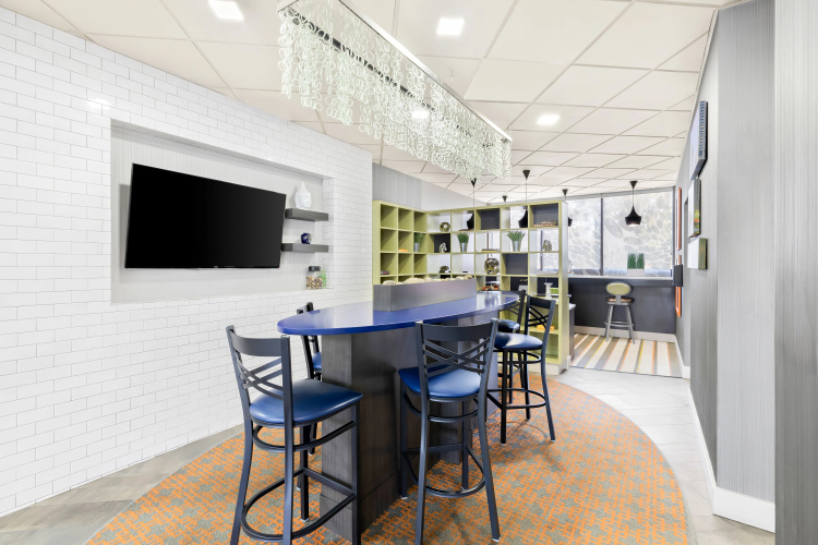 Holiday Inn Express Atlanta Galleria Ballpark Area photo 33