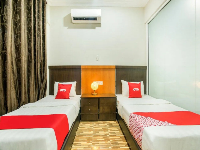 OYO 89712 Grand Inn