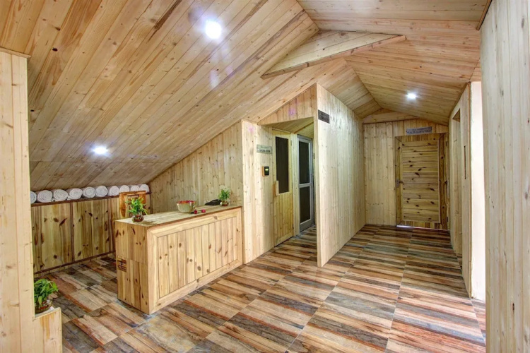 Hill County Resort & Spa, Manali