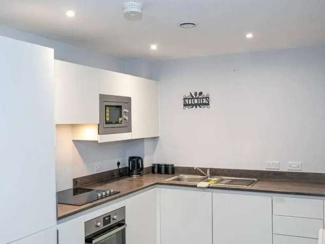 2br-sleeps4-citycentre-parking-rooftop