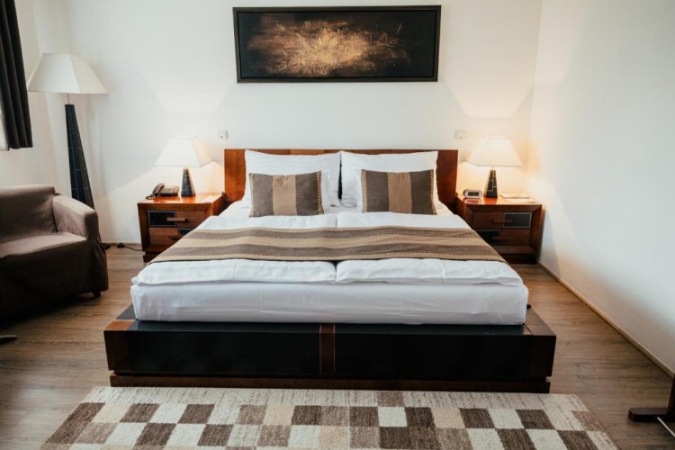 Standard Double room with view