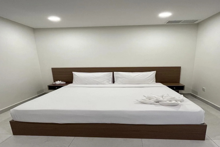 Magic Suite Tower