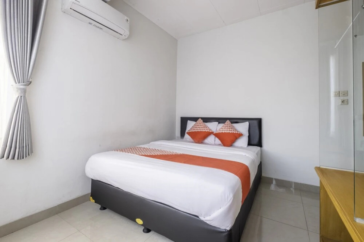 OYO 1646 Imelda Residence