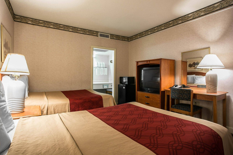 OYO Hotel Sumter SC Downtown