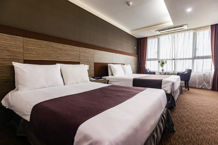 Eastern Hotel Jeju