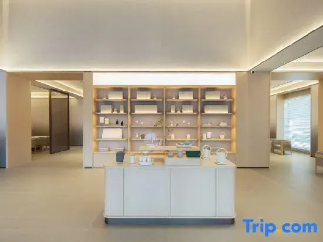 Ji Hotel