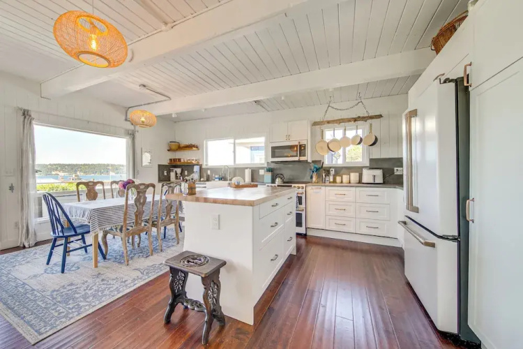 Sun-soaked Sandy Point Haven w/ Beach Access!