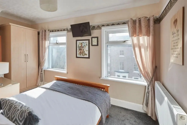 Apartment 3 At Glencoe
