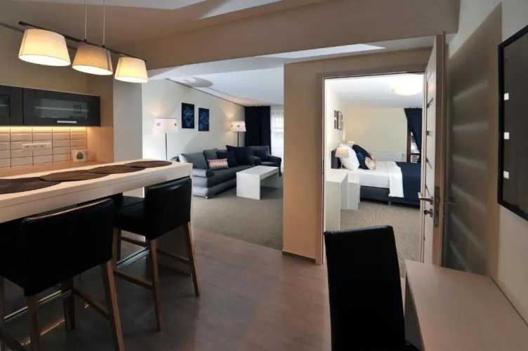 1 Bedroom Double Apartment