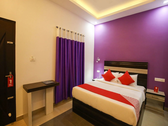 Rail View Residency by OYO Rooms