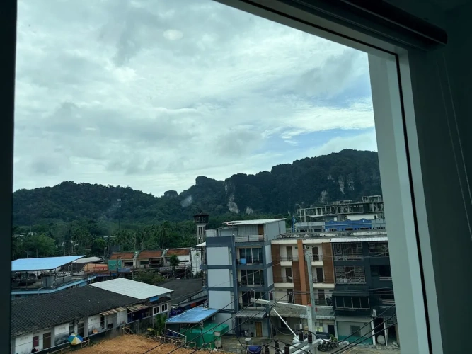 Deluxe Double room with city view