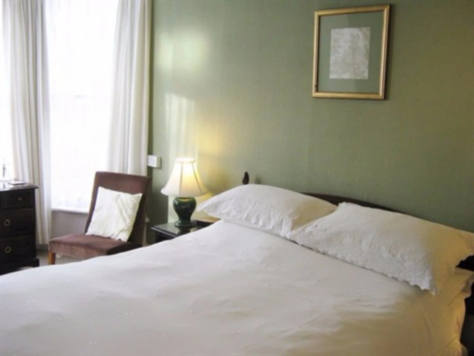 Dunedin Guest House