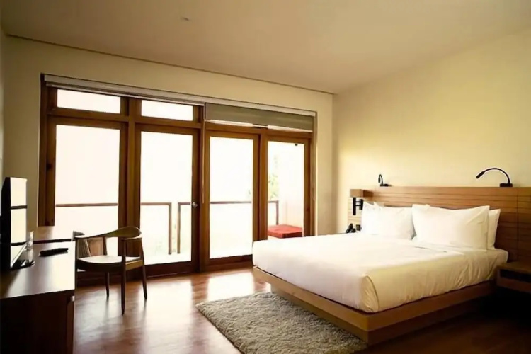 Dhensa Resort