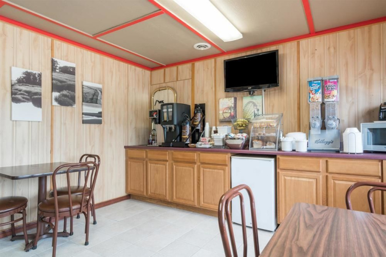 Knights Inn Rock Valley