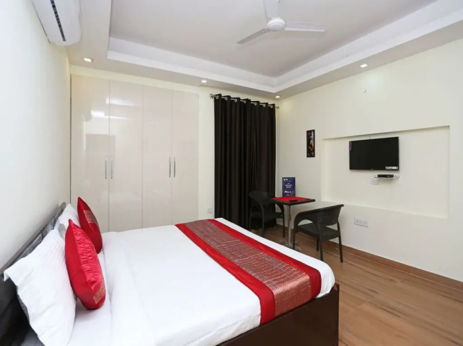 Maira Homes By OYO Rooms
