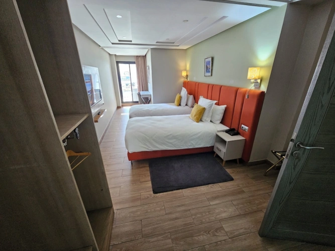 Deluxe Suite with balcony