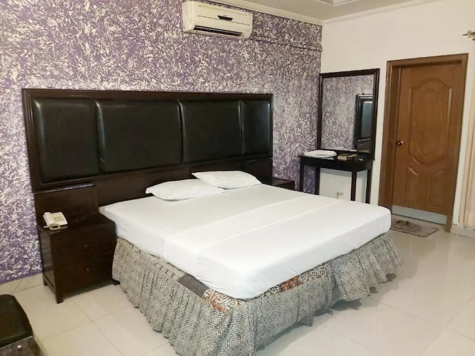 New Look Hotel