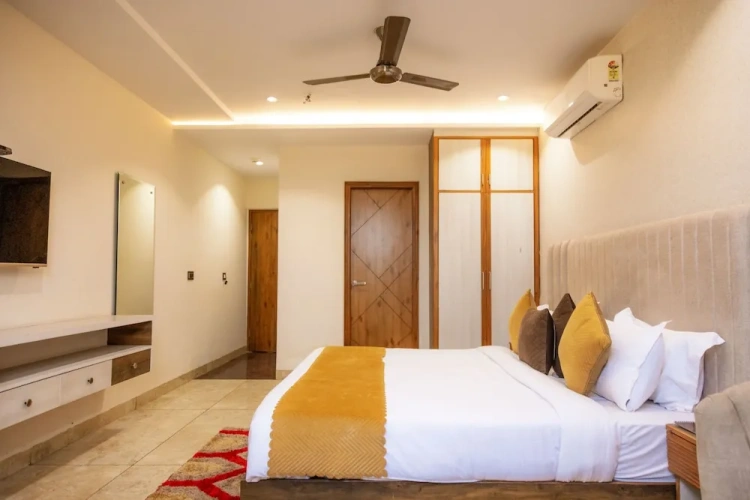 Superior room
