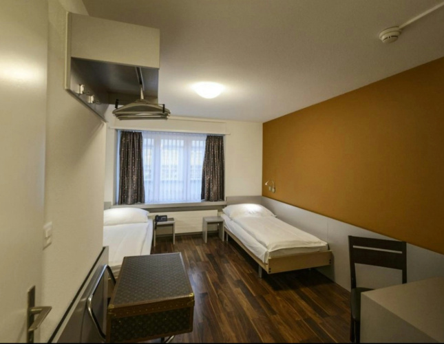 Alexander Guesthouse