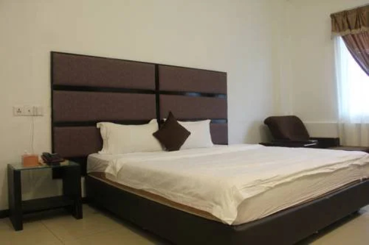 Kingston Executive Hotel