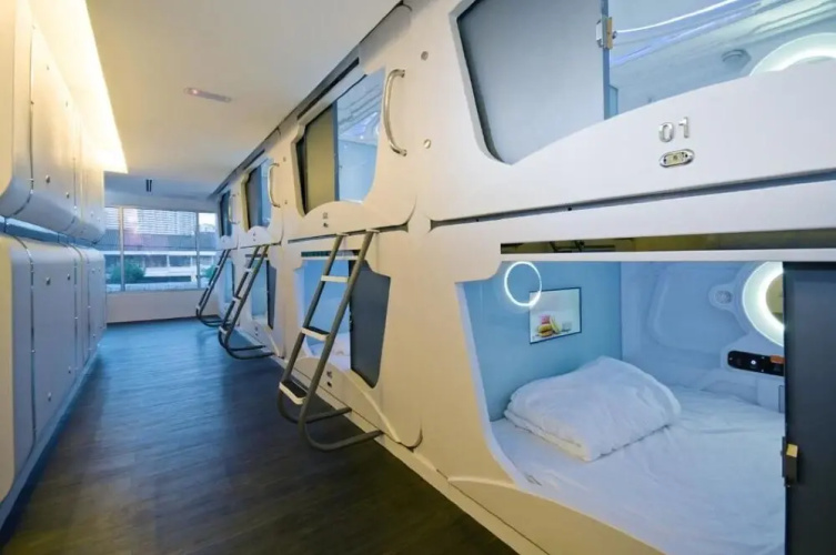 Jianpuke Space Capsule Backpacker Hostel