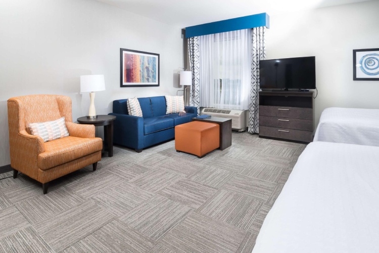Quadruple Suite