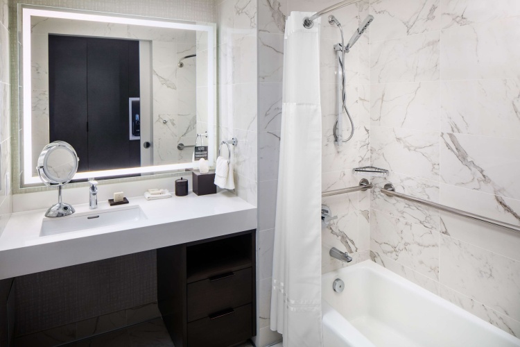 Hilton Aventura Miami photo 10