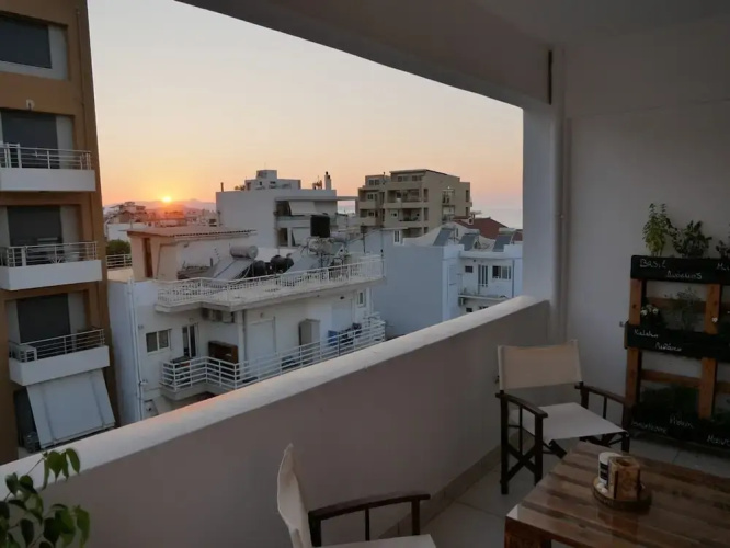Gio s Central Cosy Apartment With Private Balcony
