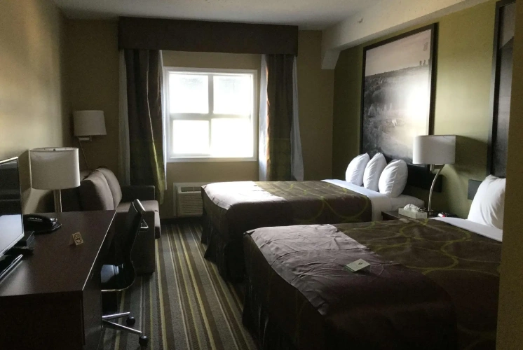 Deluxe Quadruple room