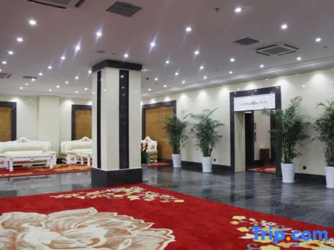 Jiatai Hotel