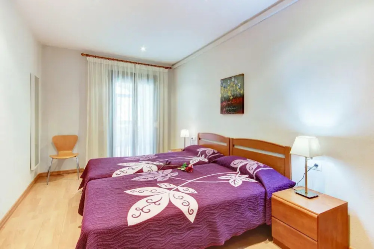 Apartment in Roses by the Beach