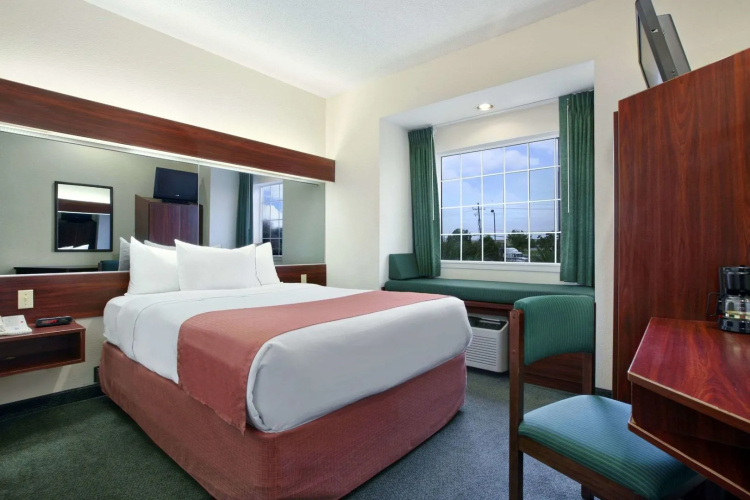 Trident Inn & Suites, Baton Rouge