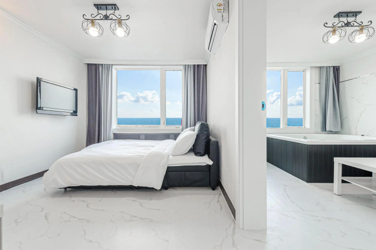 M9 Spa and Ocean View Pension