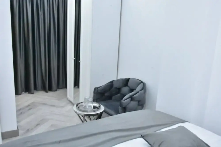 Hotel Monica