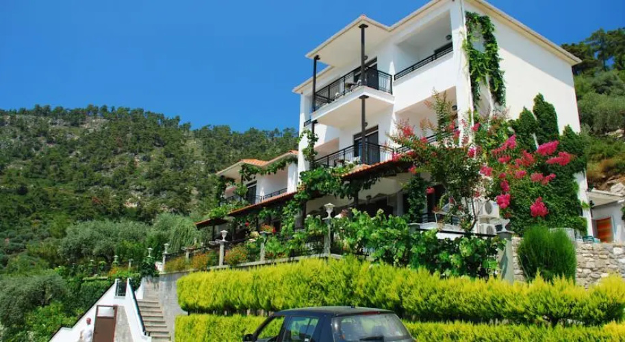 Blue Bay Hotel