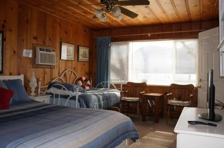 Lake Place Resort