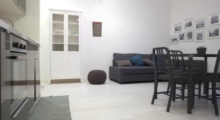 Temporary House - Isola District