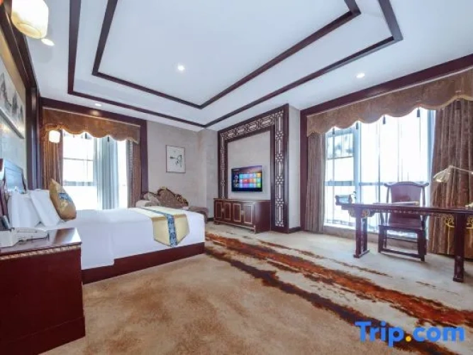 Double Suite