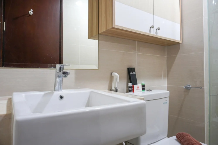 Modern Studio Room Puri Mansion Apartment
