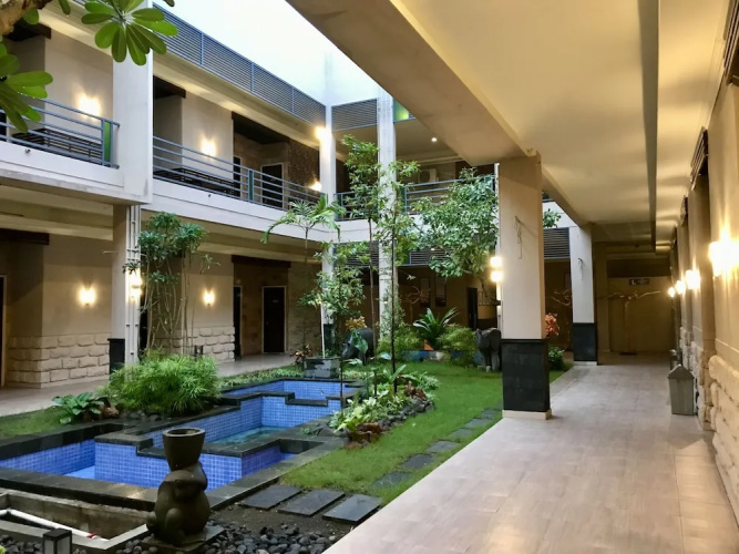 Savita Garden Inn