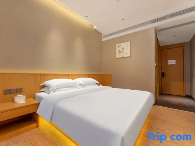 Standard Double room with courtyard view