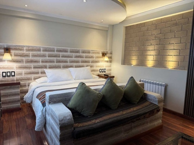 Deluxe Double room with city view
