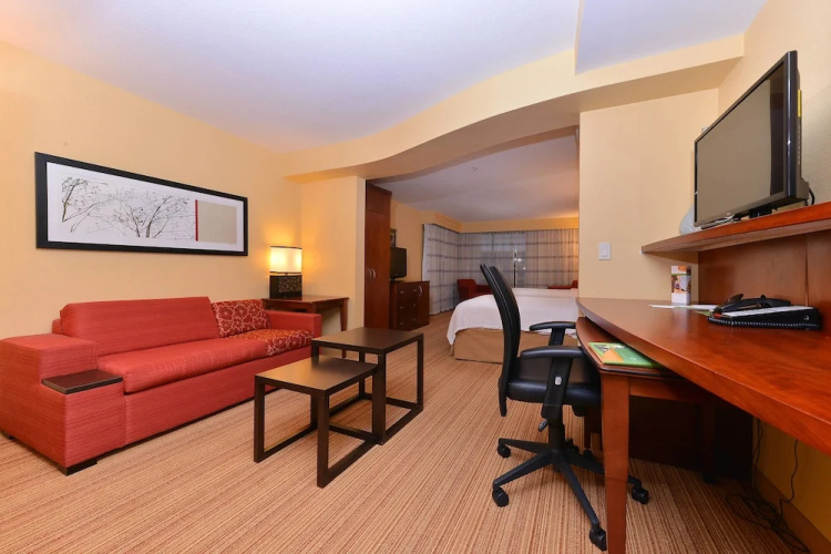 Courtyard Burlington Mt. Holly Westampton