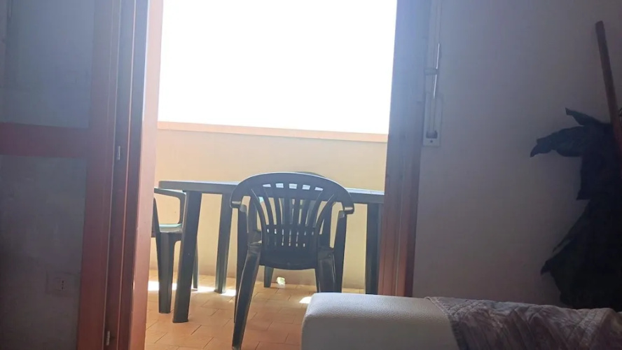 Seafront Apartment for Rent 6 Sleeps Skyscraper
