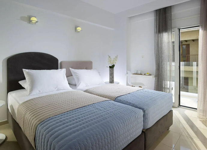 Coral Hotel - Hotelia Hospitality Group