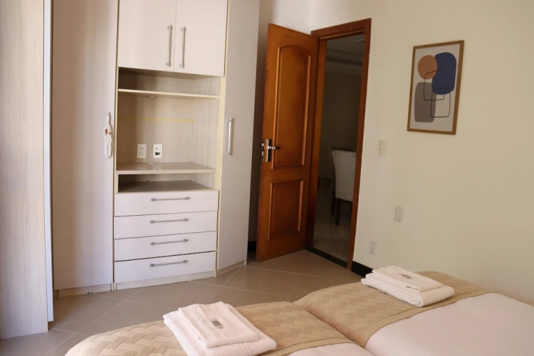 Local 301 Apartment